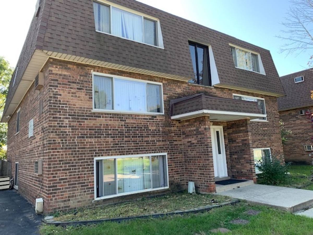Apartment for rent at 7071 170th St, Tinley Park, IL 60477