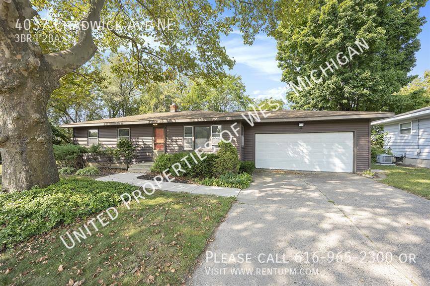 Apartment for rent at 4037 Chadwick Ave NE, Grand Rapids, MI 49525