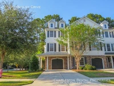 Townhouse for rent at 3500 Bagley Dr, Mount Pleasant, SC 29466