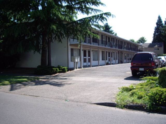 Apartment for rent at 232 NE 3rd, Hillsboro, OR 97124