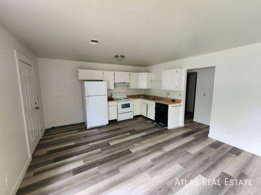 Apartment for rent at 1622 S 11th Ave #2, Greeley, CO 80631