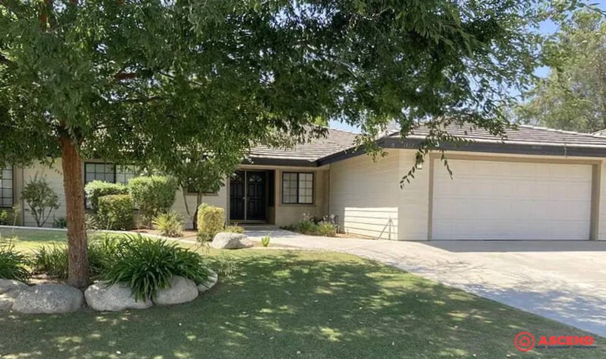 House for rent at 1307 Linda Kay St, Bakersfield, CA 93314