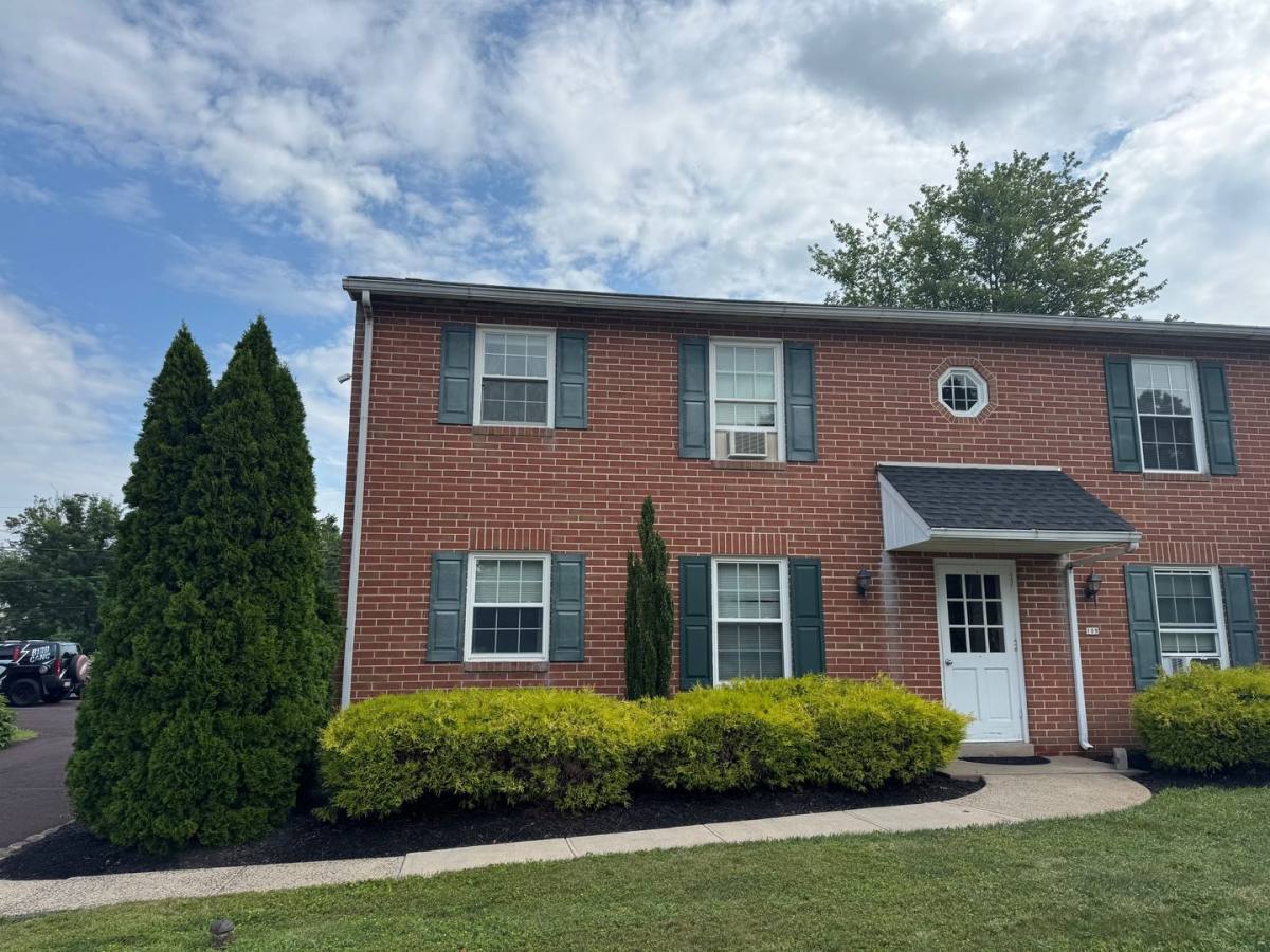 Apartment for rent at 109 S School Lane, Souderton, PA 18964