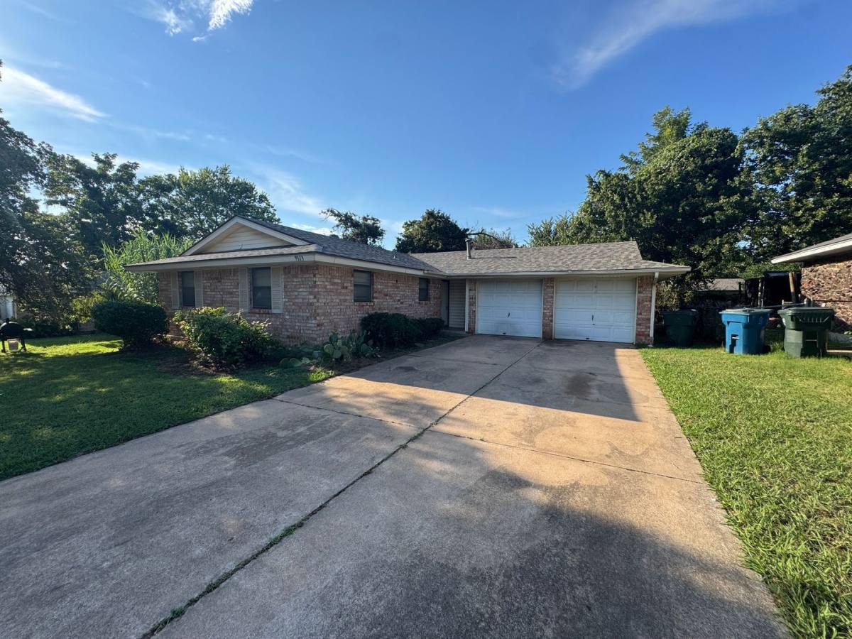 House for rent at 9313 NE Stardust Lane, Oklahoma City, OK 73130