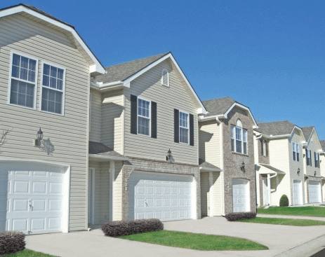 Apartment for rent at 251 NE Adams Dairy Parkway, Blue Springs, MO 64014