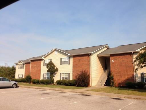 Apartment for rent at 1716 Hillyer Robinson Industrial Parkway, Oxford, AL 36203