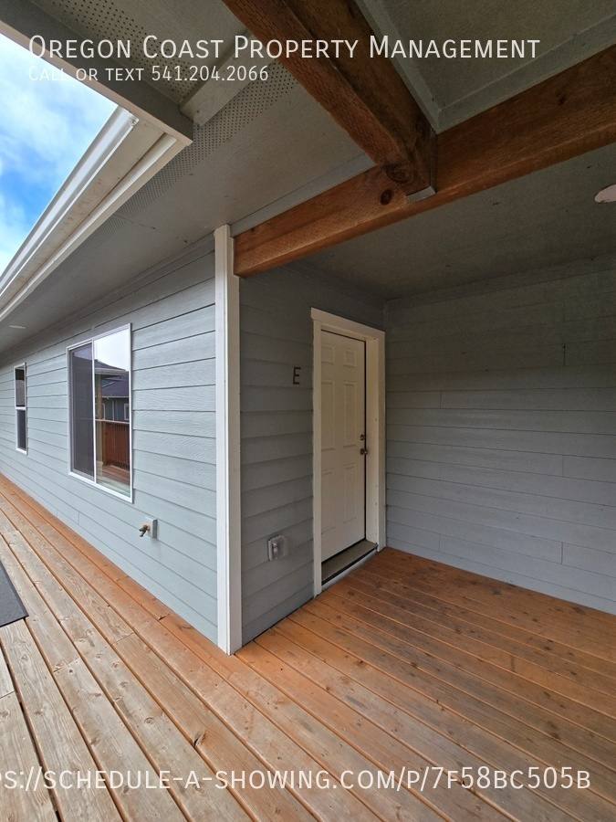 Apartment for rent at 170 SW Strawberry Lane E, Waldport, OR 97394