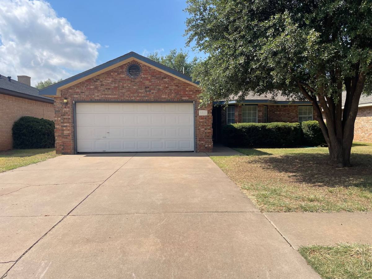 House for rent at 5911 70th St, Lubbock, TX 79424
