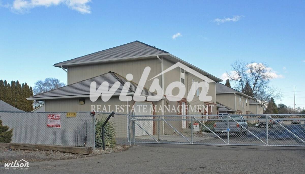Apartment for rent at 1315 S 18th Ave, Yakima, WA 98902