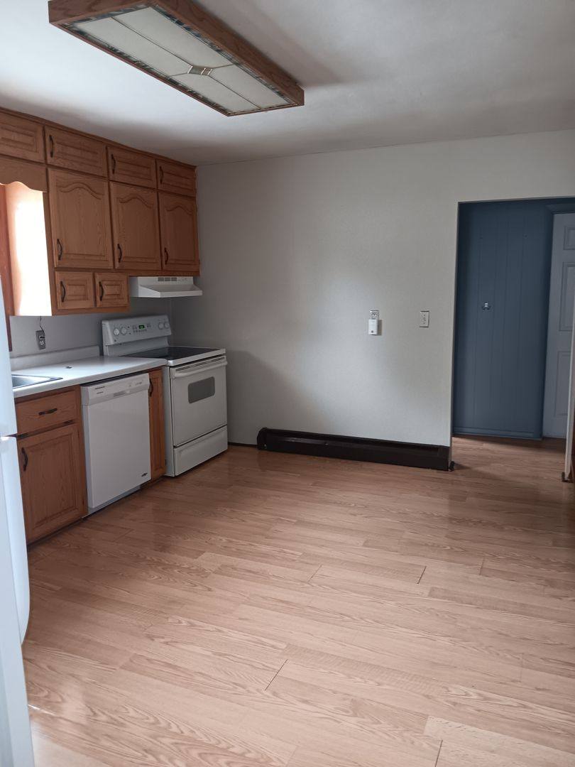 Apartment for rent at 206 N Ohio St, Merrill, WI 54452