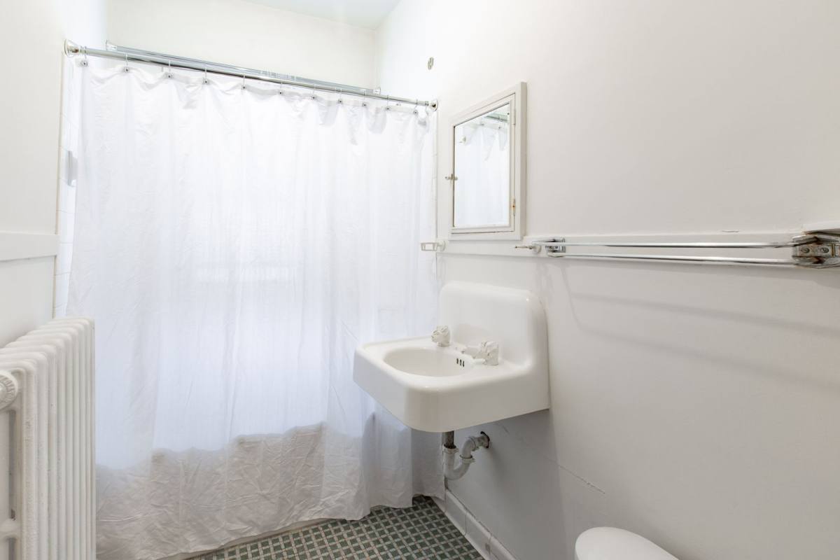 Apartment for rent at 3400 Harriet Ave S, Minneapolis, MN 55408