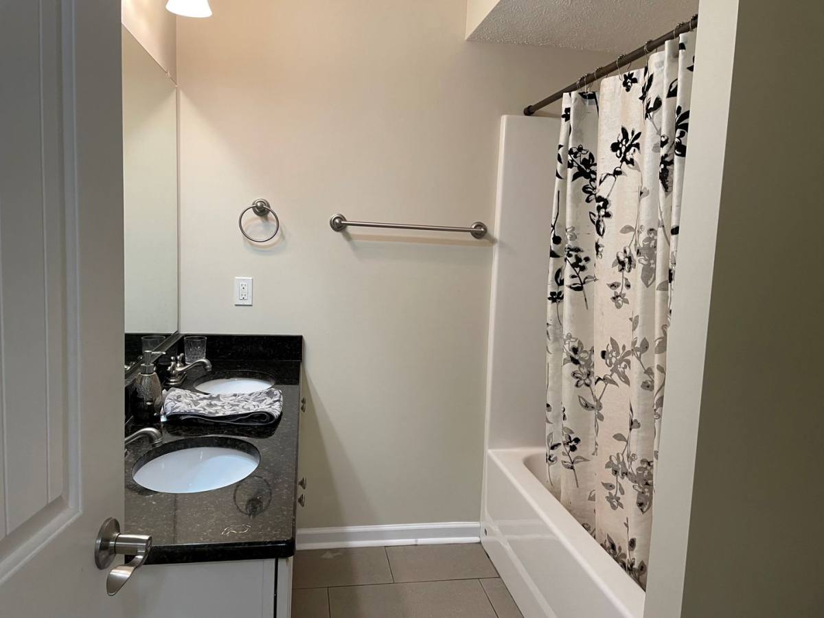 Townhouse for rent at 21 Gloucester Dr, Lynchburg, VA 24501