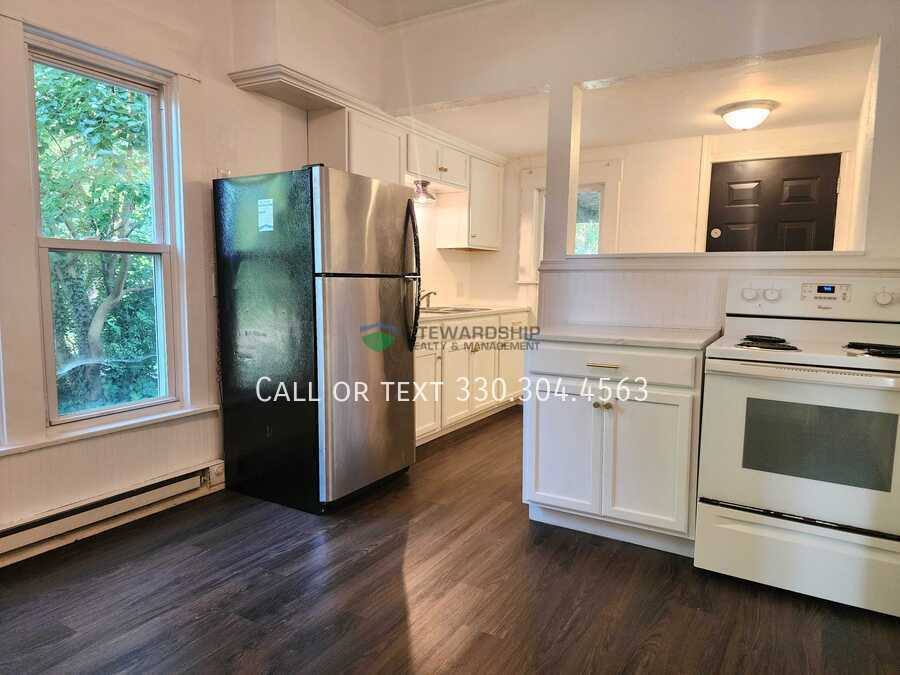 Apartment for rent at 2823 Columbus Rd NE, Canton, OH 44705
