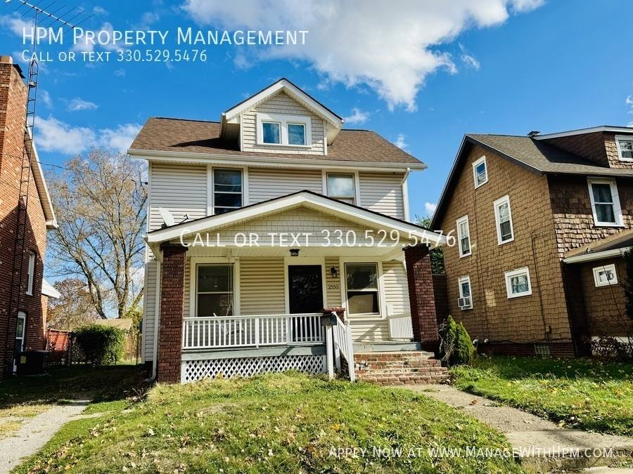 House for rent at 2550 Fletcher Ave NE, Canton, OH 44705