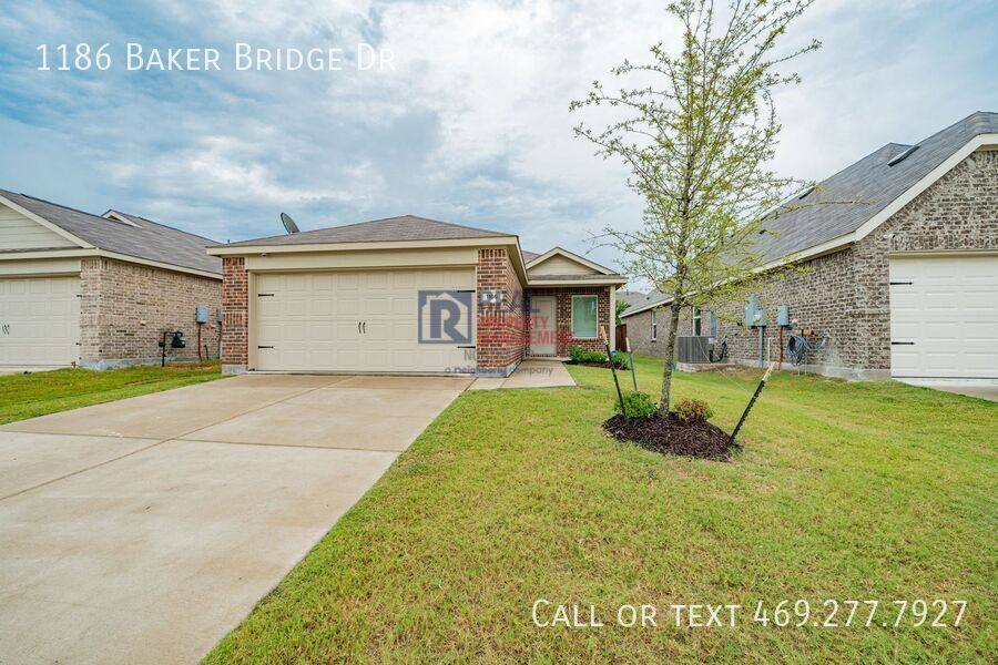 House for rent at 1186 Baker Bridge Dr, Forney, TX 75126