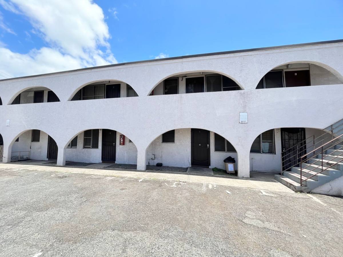 Apartment for rent at 98-082 Lokowai Place, Aiea, HI 96701