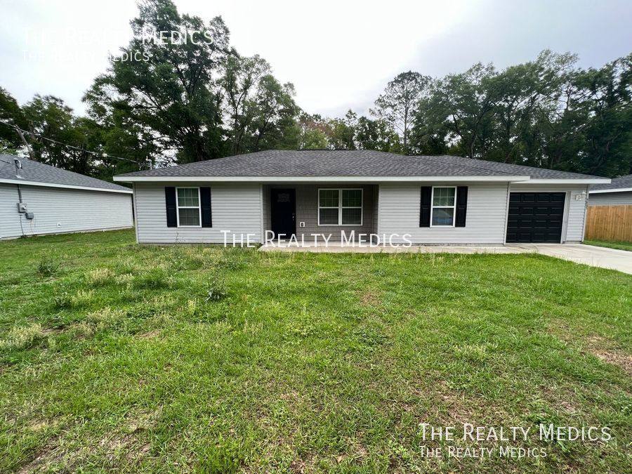 House for rent at 5805 NW 60th Terrace, Ocala, FL 34482