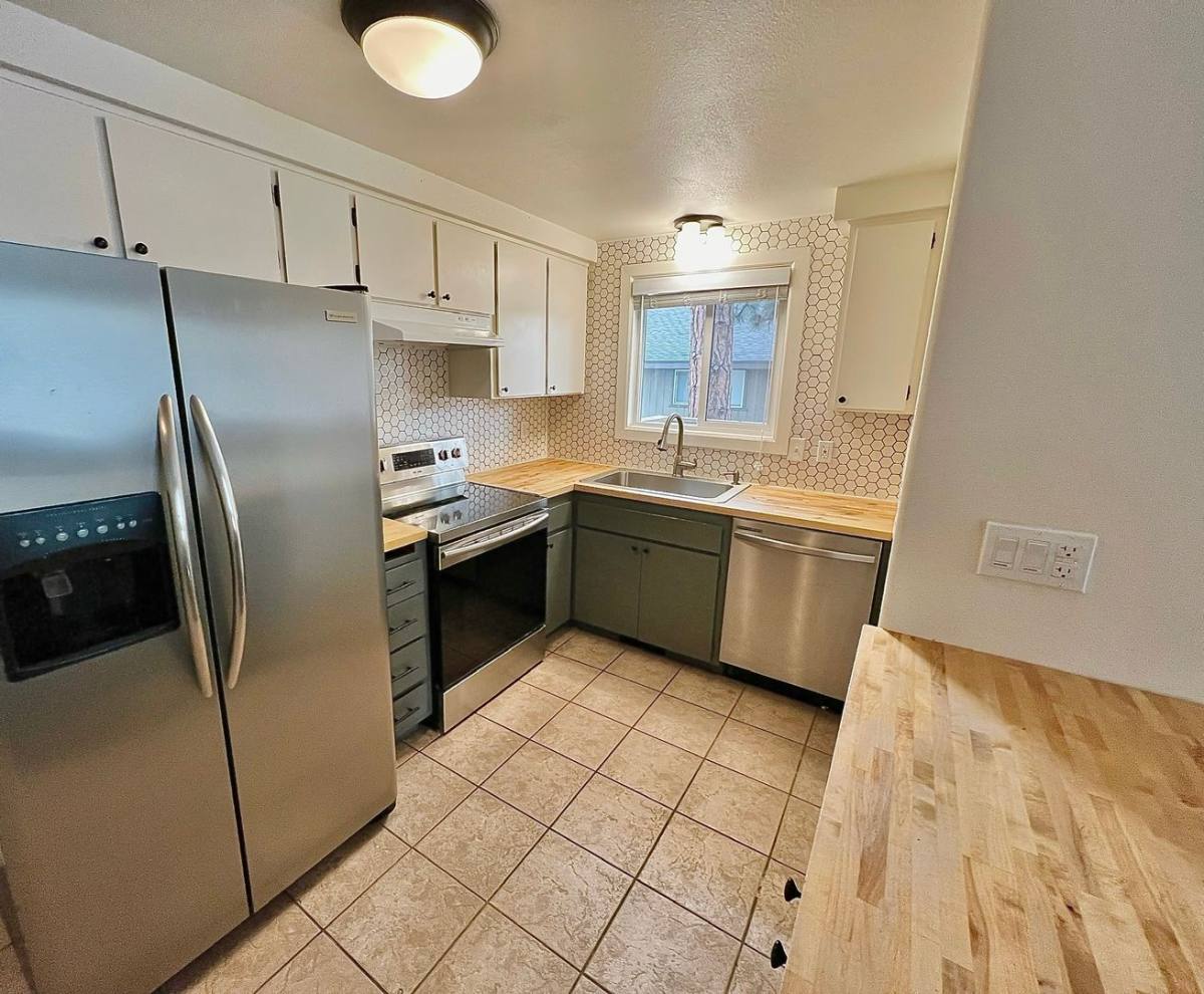 Apartment for rent at 624 SE Wilson Ave, Bend, OR 97702