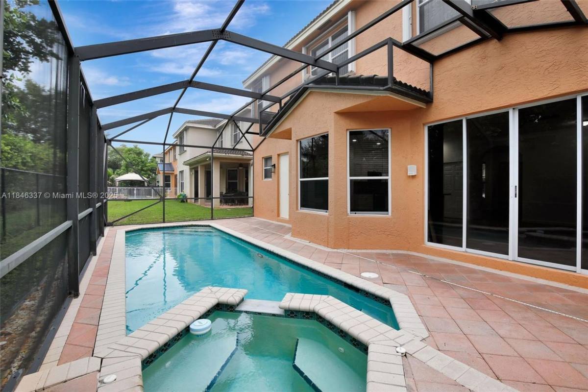 House for rent at 15421 SW 18th St, Hollywood, FL 33027