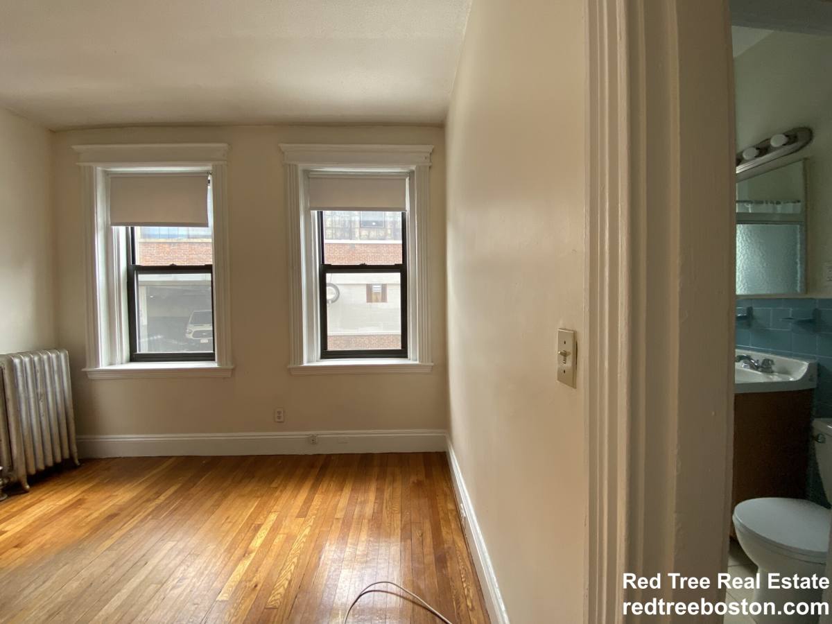 Apartment for rent at 1152 Commonwealth Ave, Allston, MA 02134
