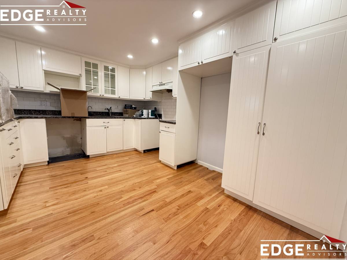 Apartment for rent at 39 Englewood #6, Brighton, MA 02135