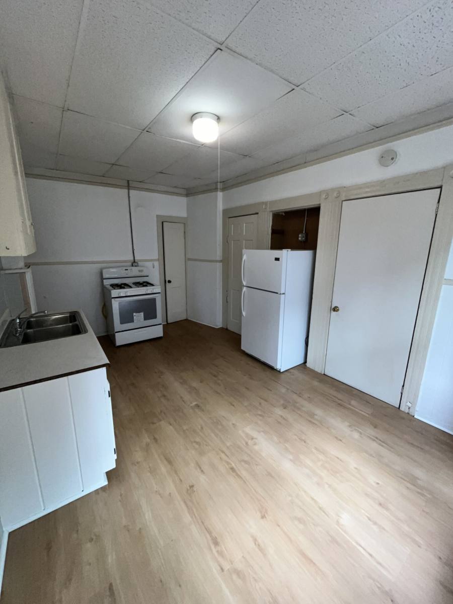 Apartment for rent at 14 Lancaster St #2L, Worcester, MA 01609