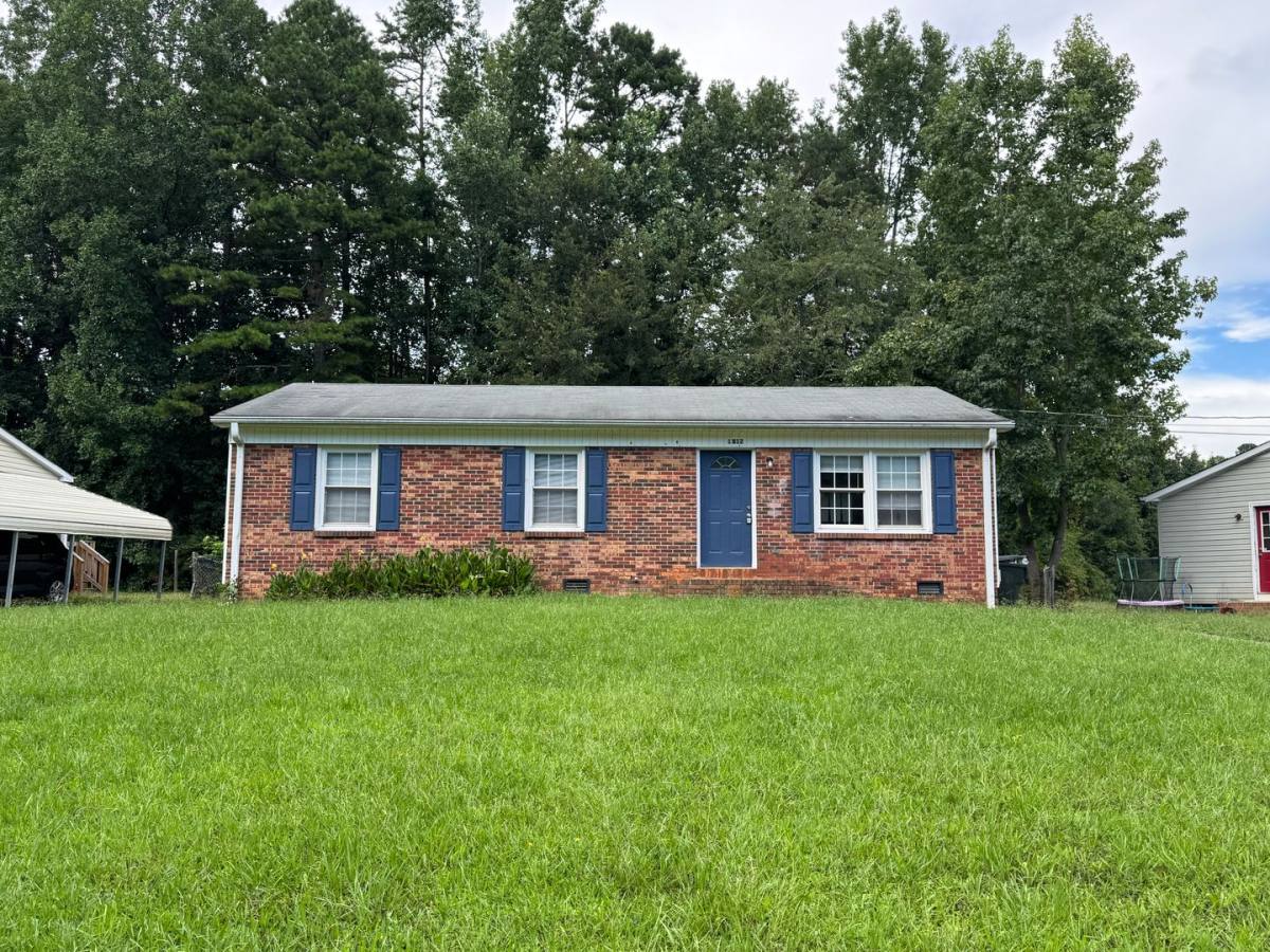 House for rent at 1812 Alpine Dr, Kings Mountain, NC 28086