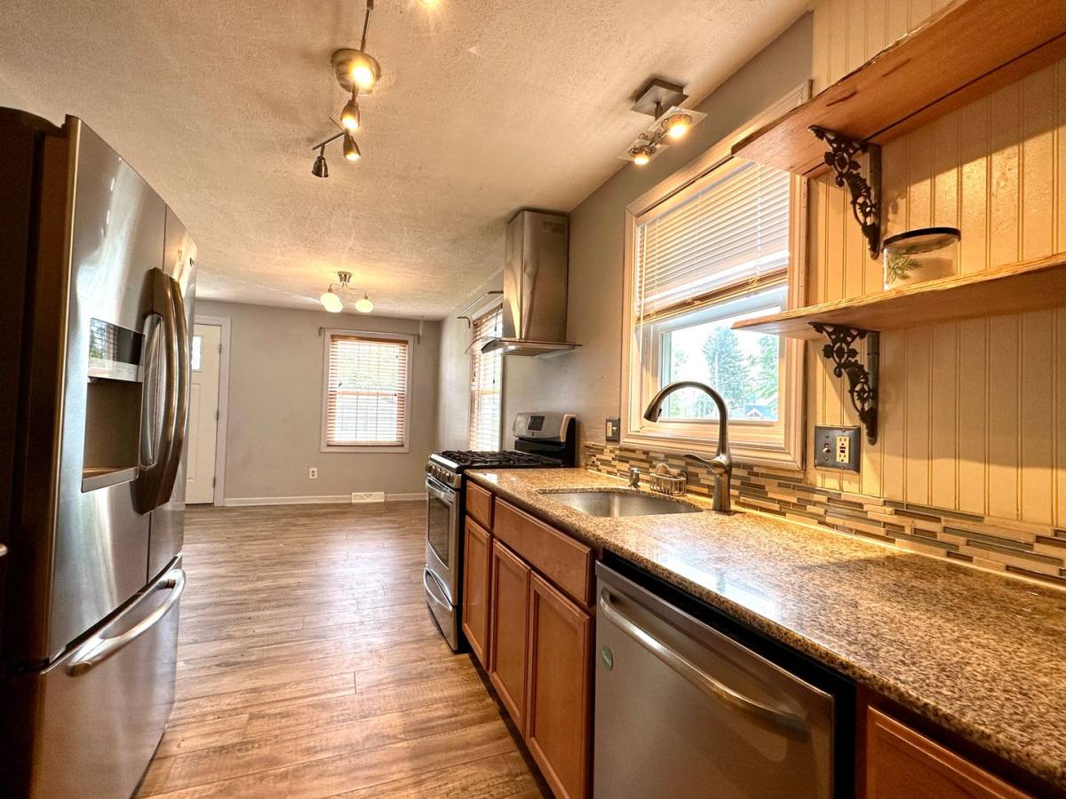 House for rent at 256 Boston Rd, Springfield, MA 01109