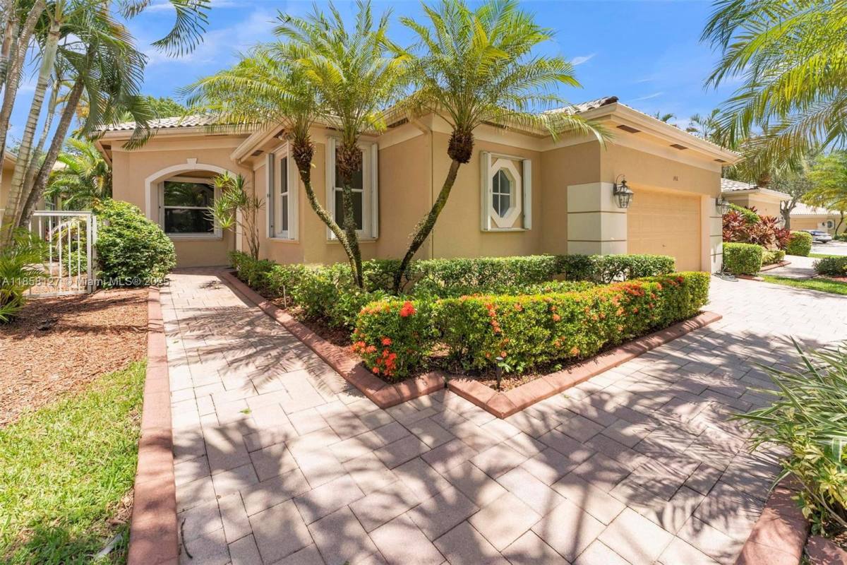 House for rent at 2468 Bay Isle Court, Fort Lauderdale, FL 33327