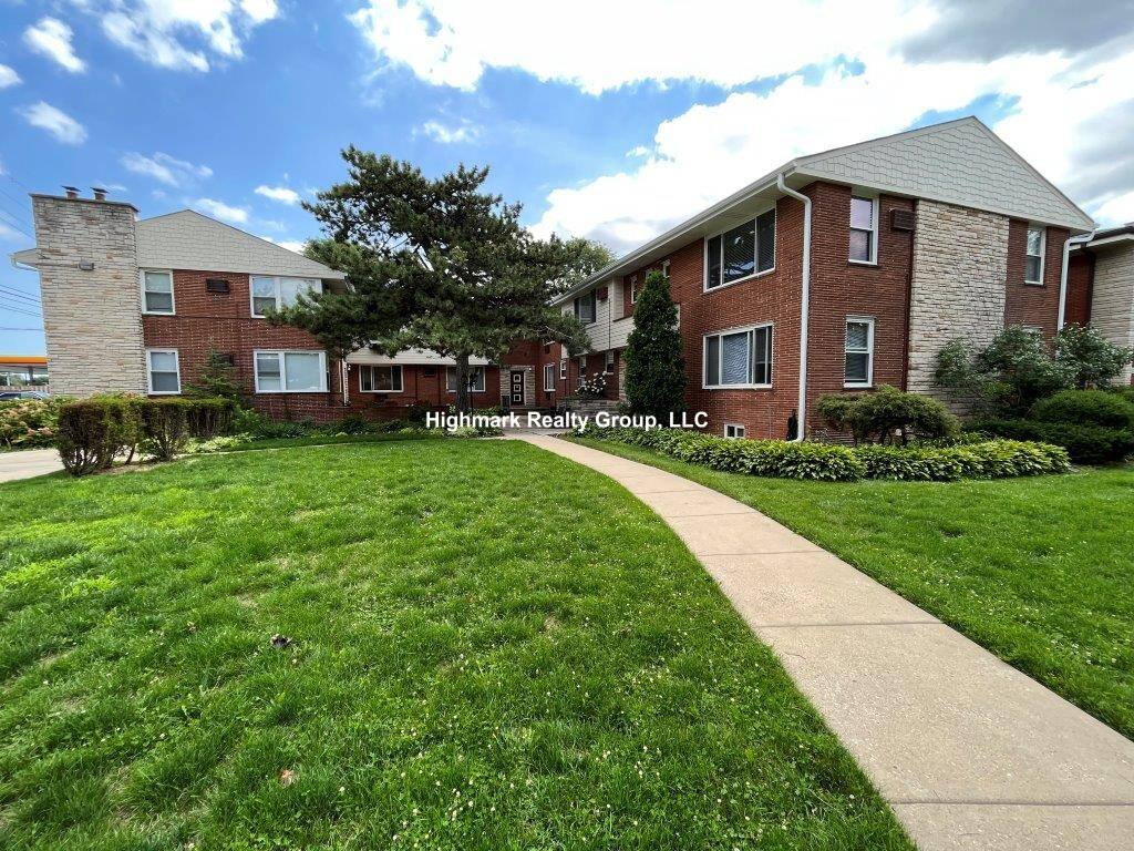 Apartment for rent at 1535 Bonnie Brae Place #5, River Forest, IL 60305