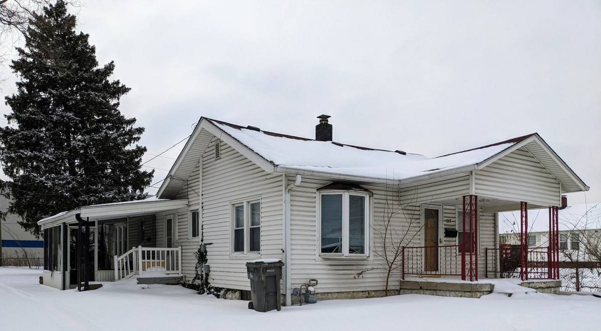 House for rent at 517 E Troy Ave, Indianapolis, IN 46203
