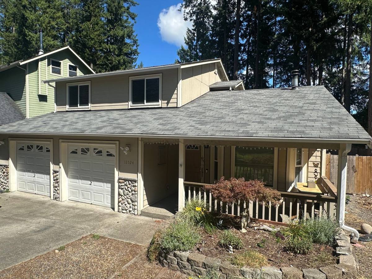 House for rent at 18524 Woodside Dr SE, Yelm, WA 98597