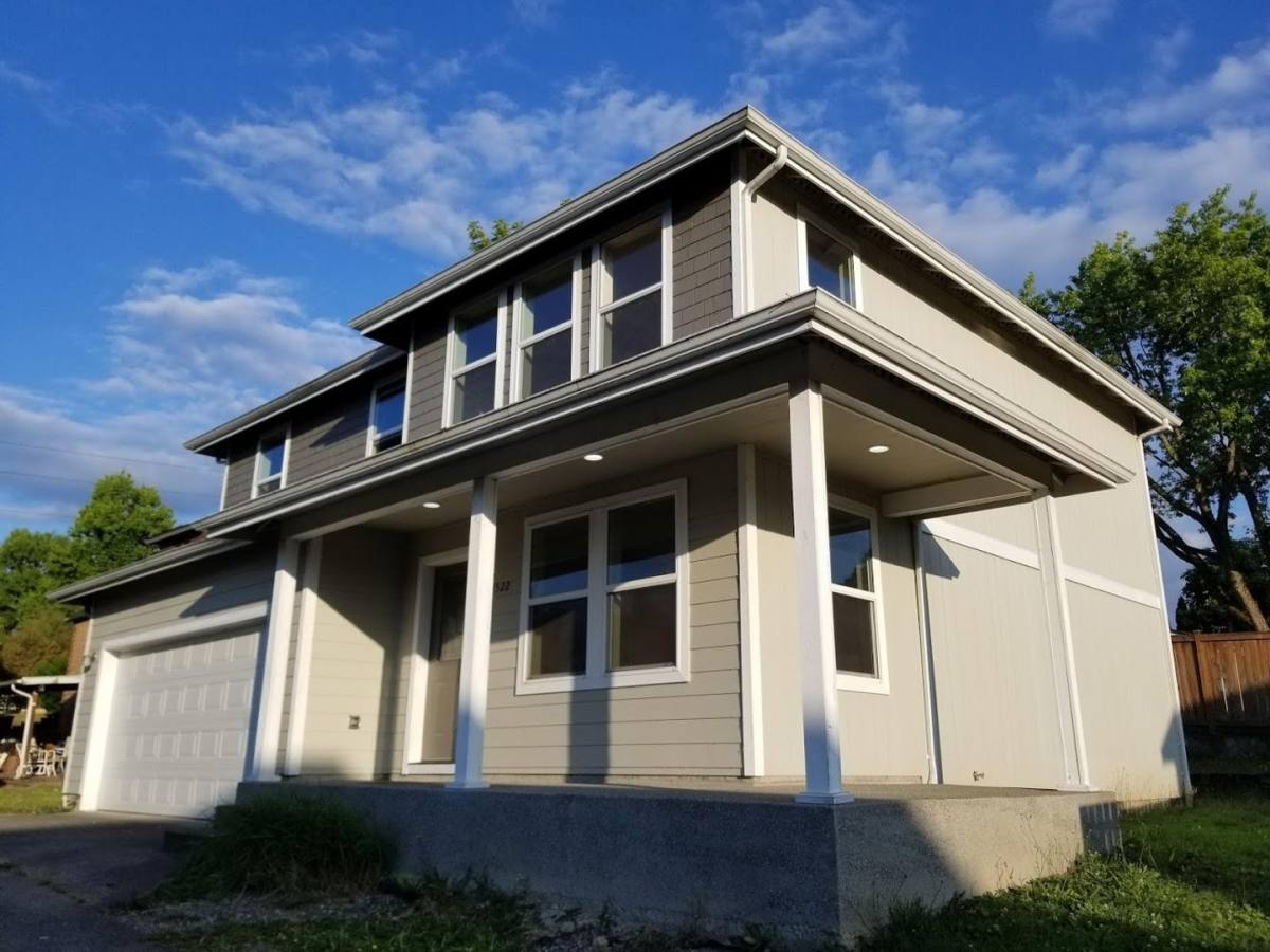 House for rent at 1522 Davis Ave S, Renton, WA 98055
