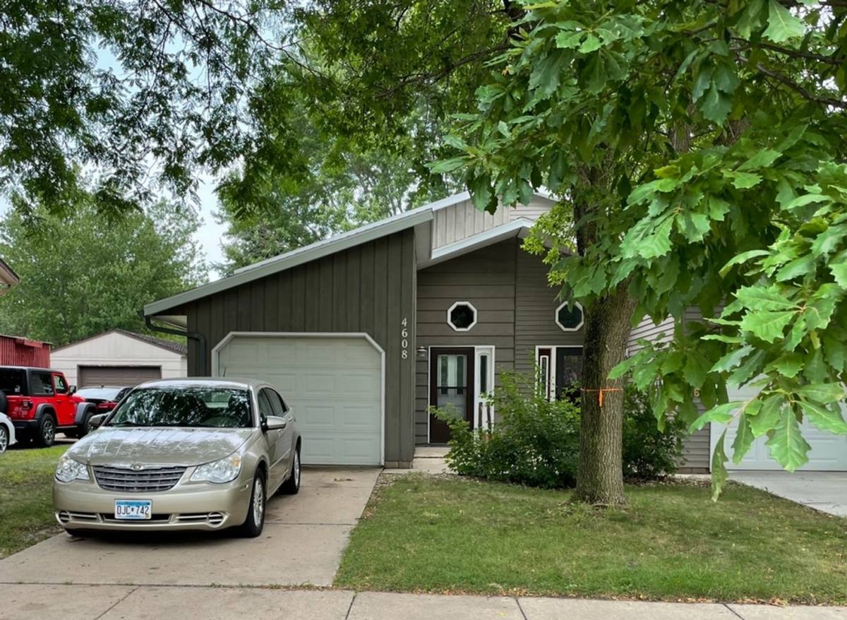 Townhouse for rent at 4608 14th Ave NW, Rochester, MN 55901