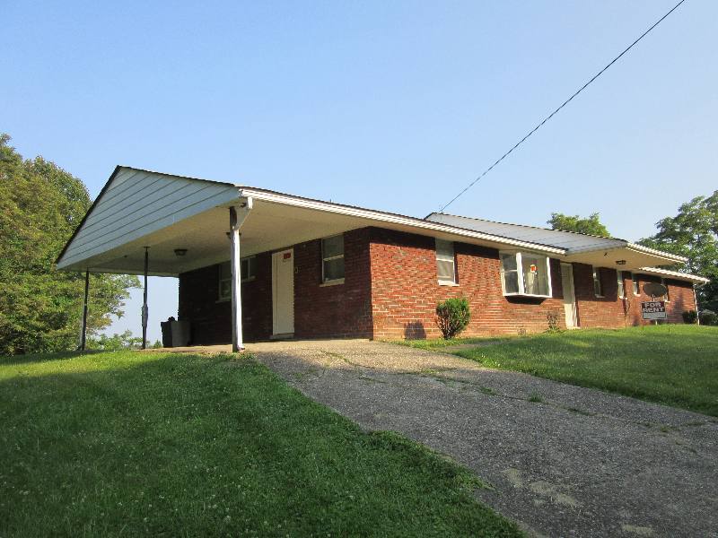 Apartment for rent at 3440 8th St Rd #A, Huntington, WV 25701