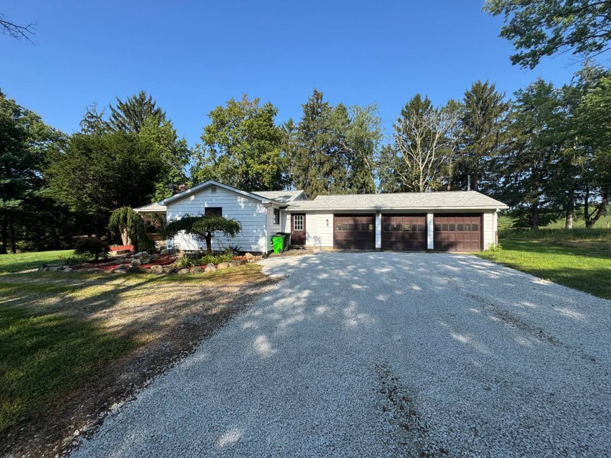 House for rent at 3730 Cleveland Rd, Wooster, OH 44691
