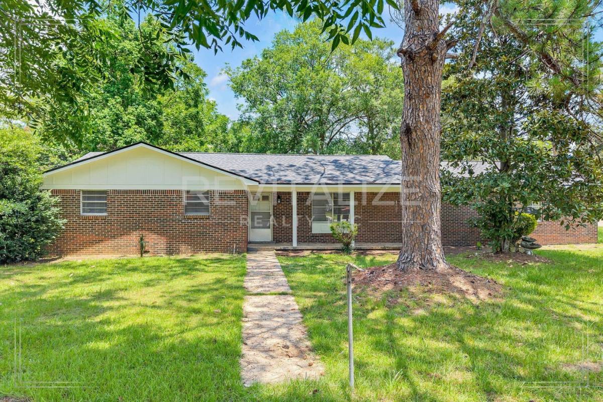 House for rent at 612 Bibb St, Bay Minette, AL 36507