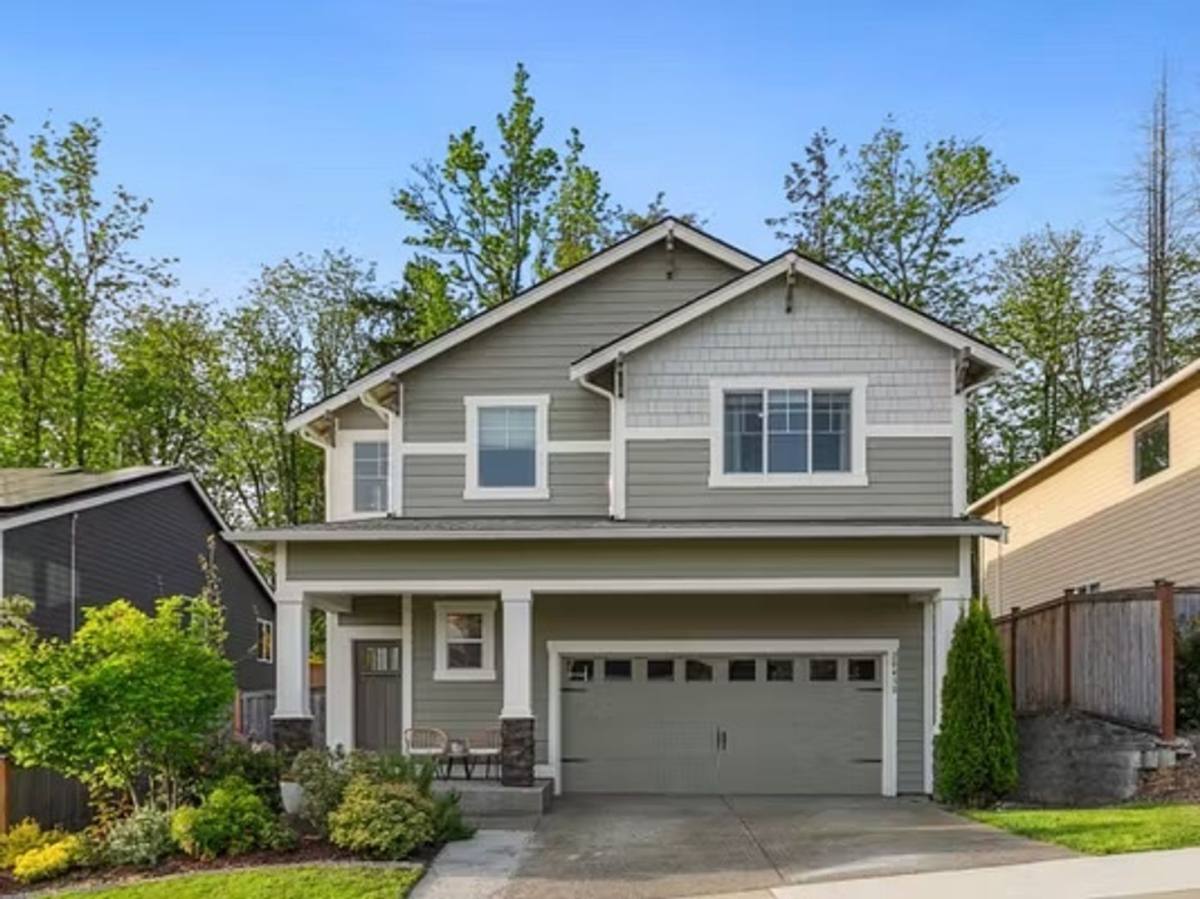 House for rent at 20438 SE 256th St, Kent, WA 98042