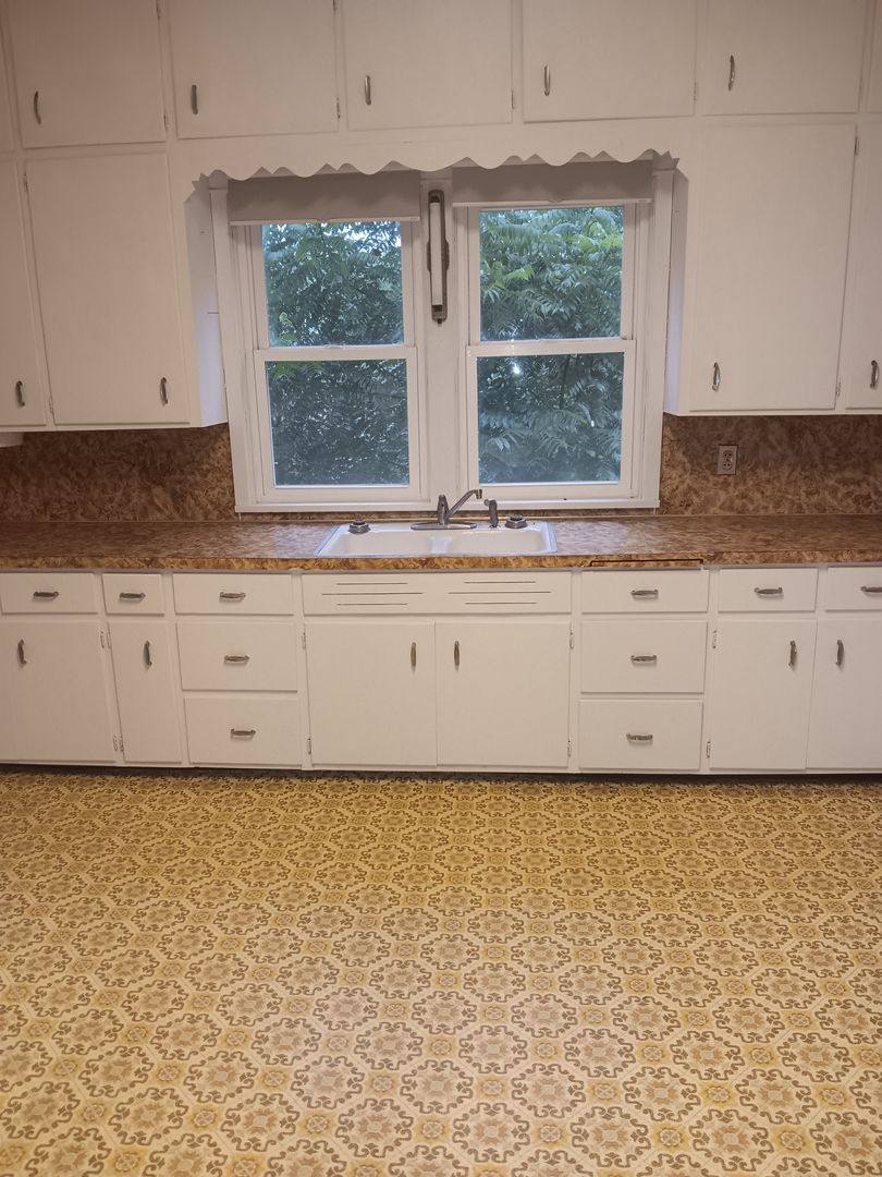 Apartment for rent at 210 Hendricks St, Merrill, WI 54452