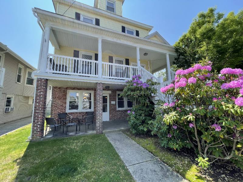 Apartment for rent at 321 Wesley Ave - 1st Floor, Ocean City, NJ 08226