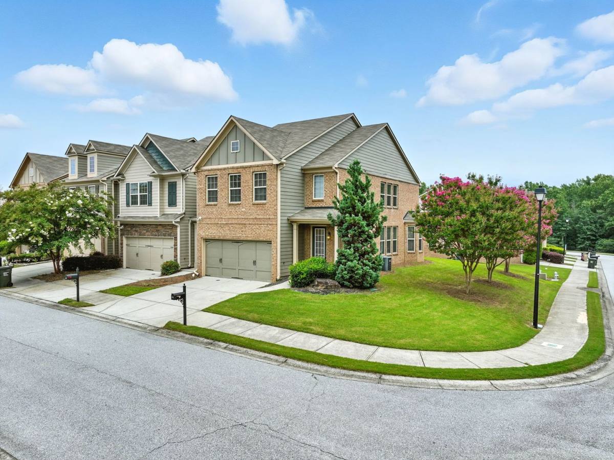 Townhouse for rent at 2408 Chancery Mill Lane, Buford, GA 30519