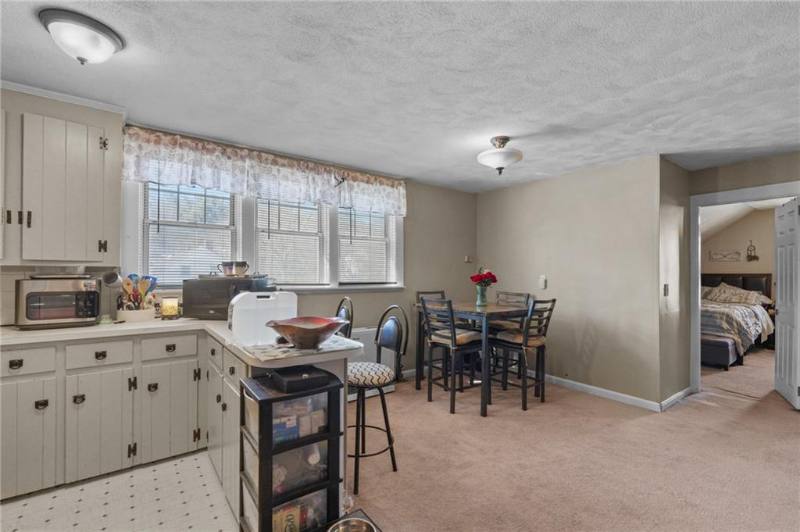 Apartment for rent at 14 Lincoln Ave #3, Coventry, RI 02816