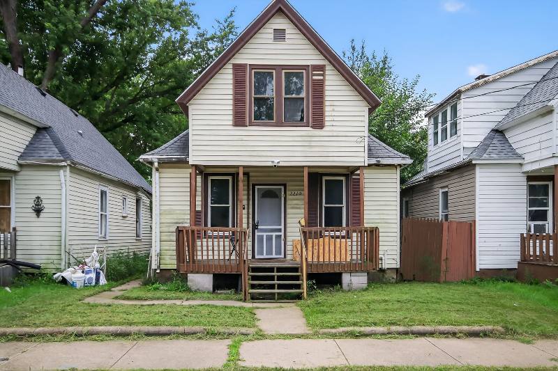 House for rent at 2210 W Wiswall St, Peoria, IL 61605
