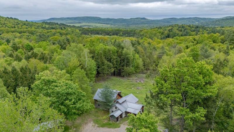 House for rent at 468 Walker Rd, Essex, NY 12936