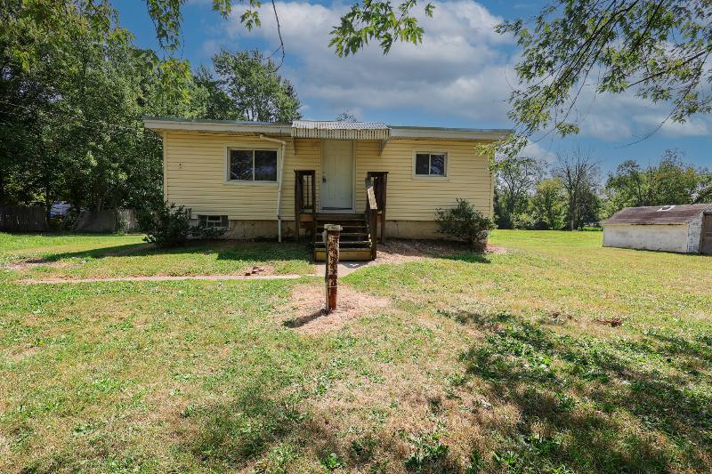 House for rent at 6180 Hillford Ave NE, Canton, OH 44721