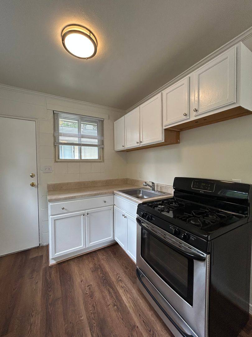 Apartment for rent at 827 15 1 2 St #4, Virginia Beach, VA 23451