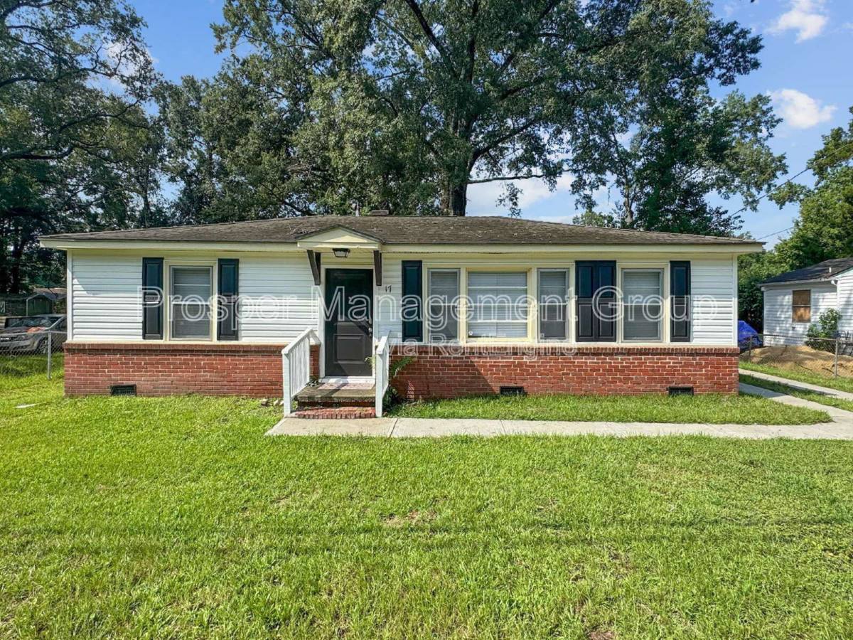 House for rent at 17 Stratton Dr, North Charleston, SC 29420