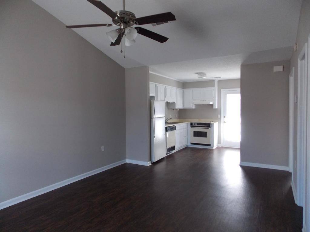 Apartment for rent at 140 Lanier Dr 24 SW, Statesboro, GA 30458