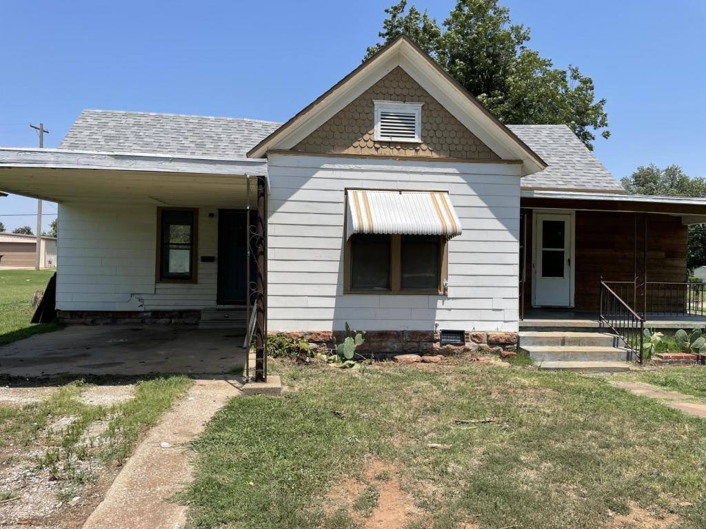 House for rent at 633- A Jackson St, Perry, OK 73077