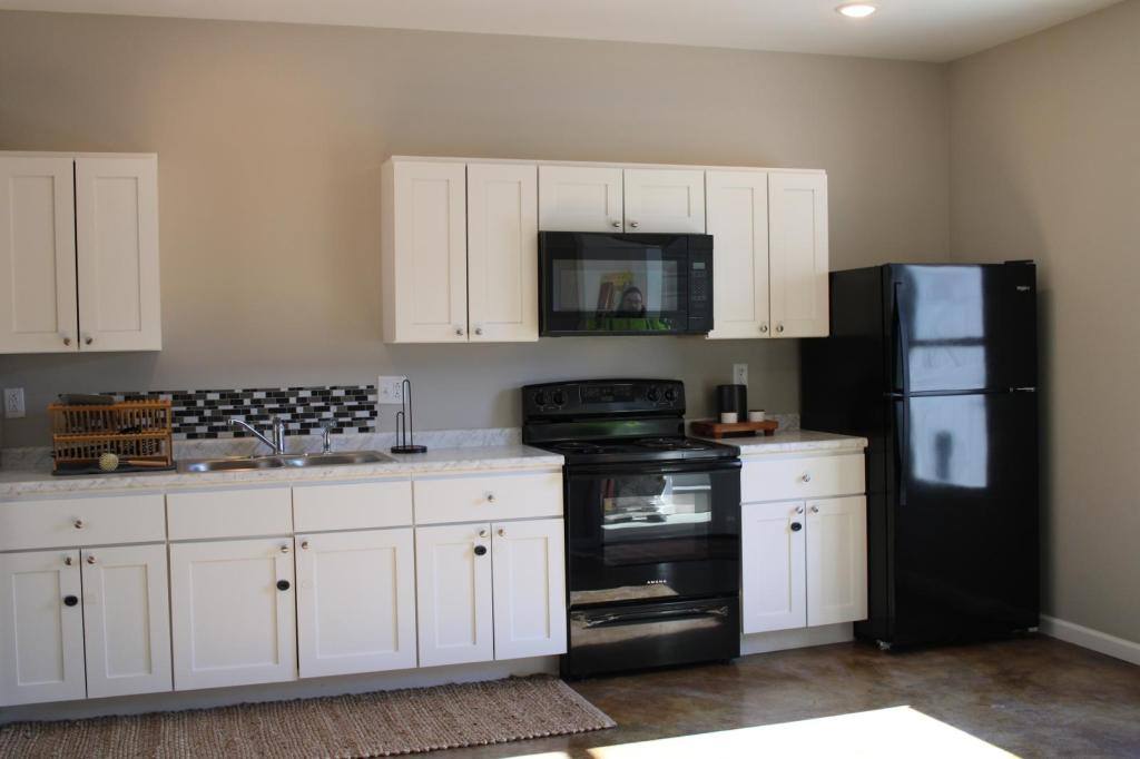 Apartment for rent at 215 Cane Creek Lane #202, Jackson, MO 63755